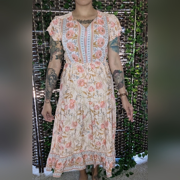 Ruffle-Edged Boho Floral Dress - Picture 5 of 11